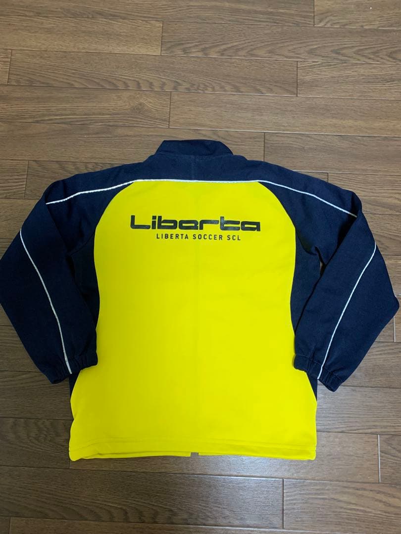 リベルタ　ジャージ上下セット 130cm