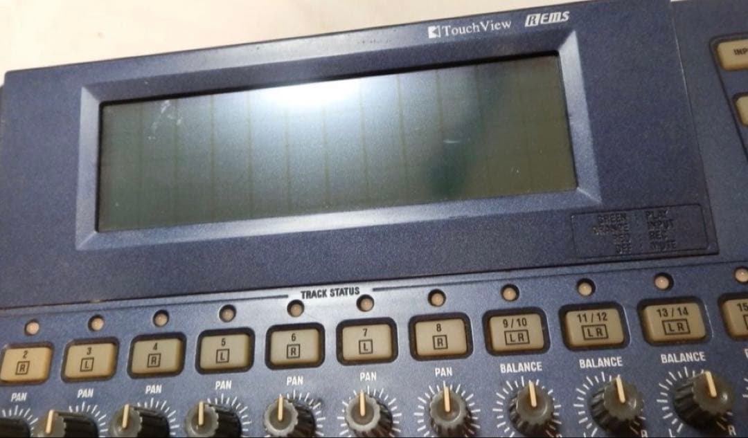 KORG D16 デジタルレコーディングスタジオ/コルグマルチトラックレコーダー