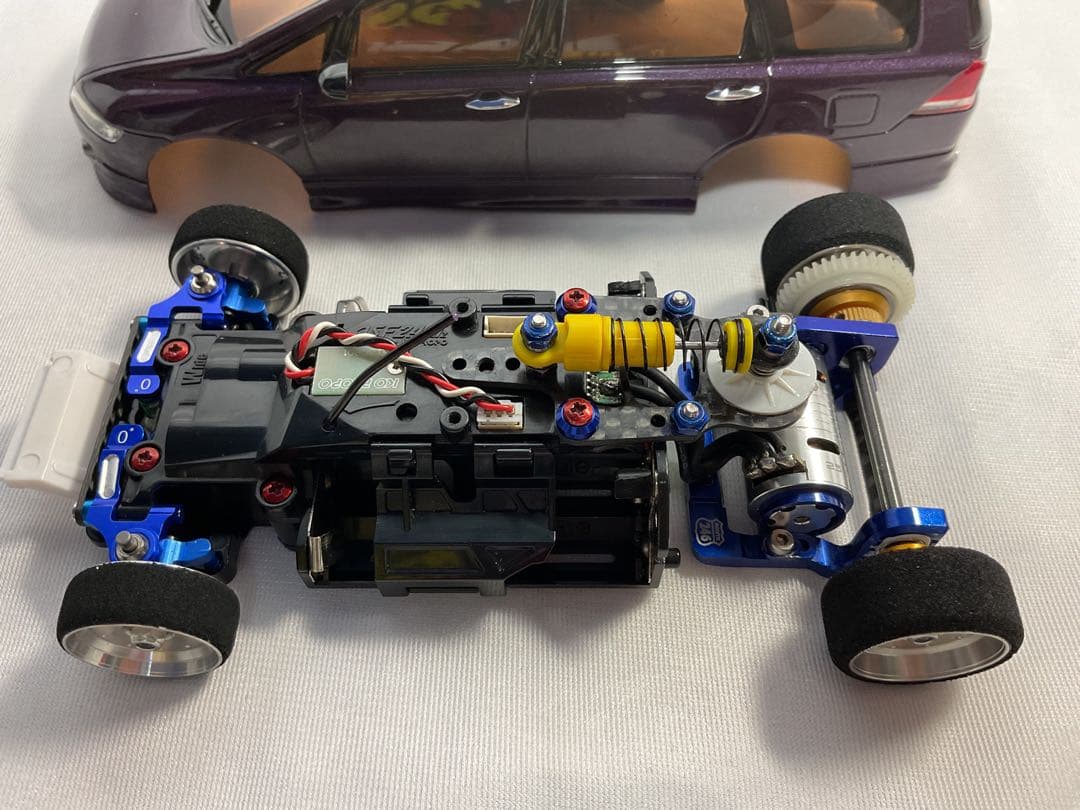 京商ミニッツ　MR-03 ホンダ無限オデッセイM's製　Mk'1アルミホイール付