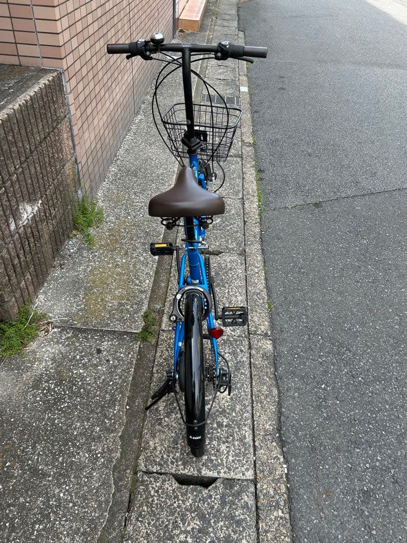 折りたたみ自転車 青 ブラウンサドル 前バスケット付き