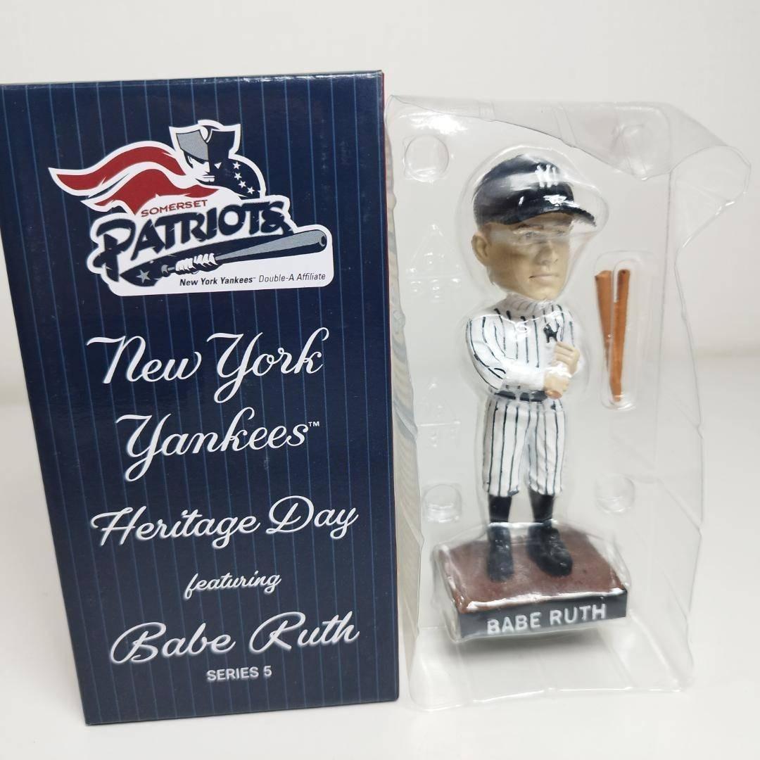 ベーブルース ヤンキース ボブルヘッド 首振り人形 バブルヘッド 新品 h505