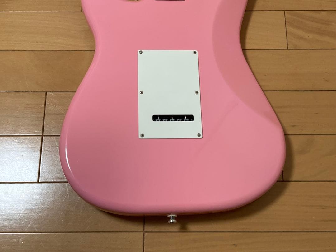 【値下げ！】エレキギター SQUIER BULLET STRAT 純正ケース付