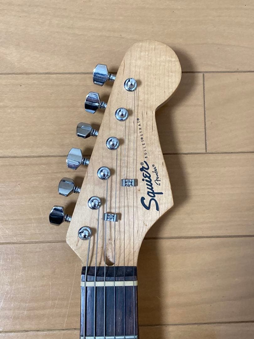 【値下げ！】エレキギター SQUIER BULLET STRAT 純正ケース付