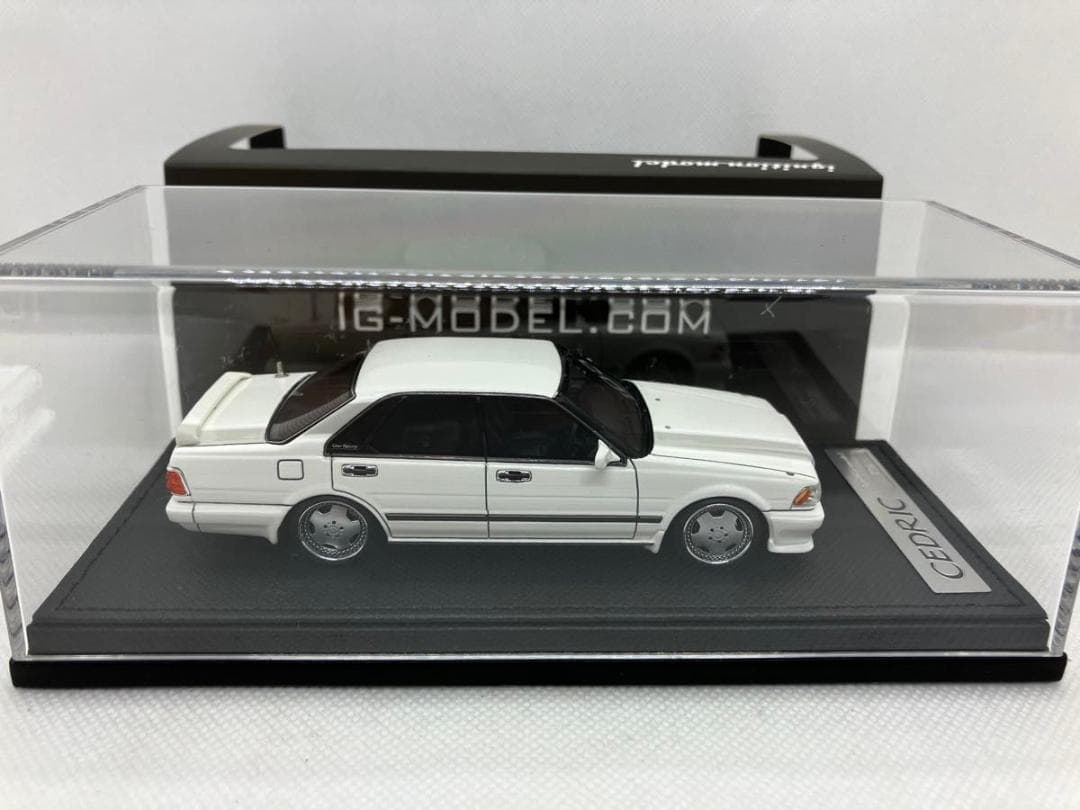 ★1/43★ニッサン セドリック グランツーリスモ SV★Y31★ホワイト★日産