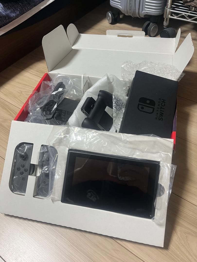 Nintendo Switch 本体 Joy-Con付き ゲーム5本セット