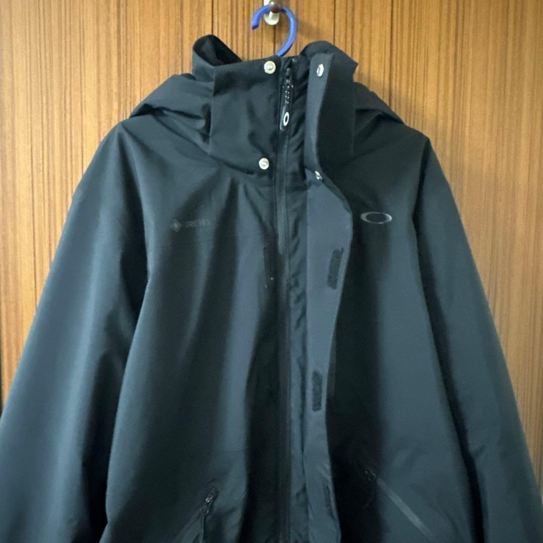 Oakley オークリーブラック スキーウェア フード付きゴアテックス