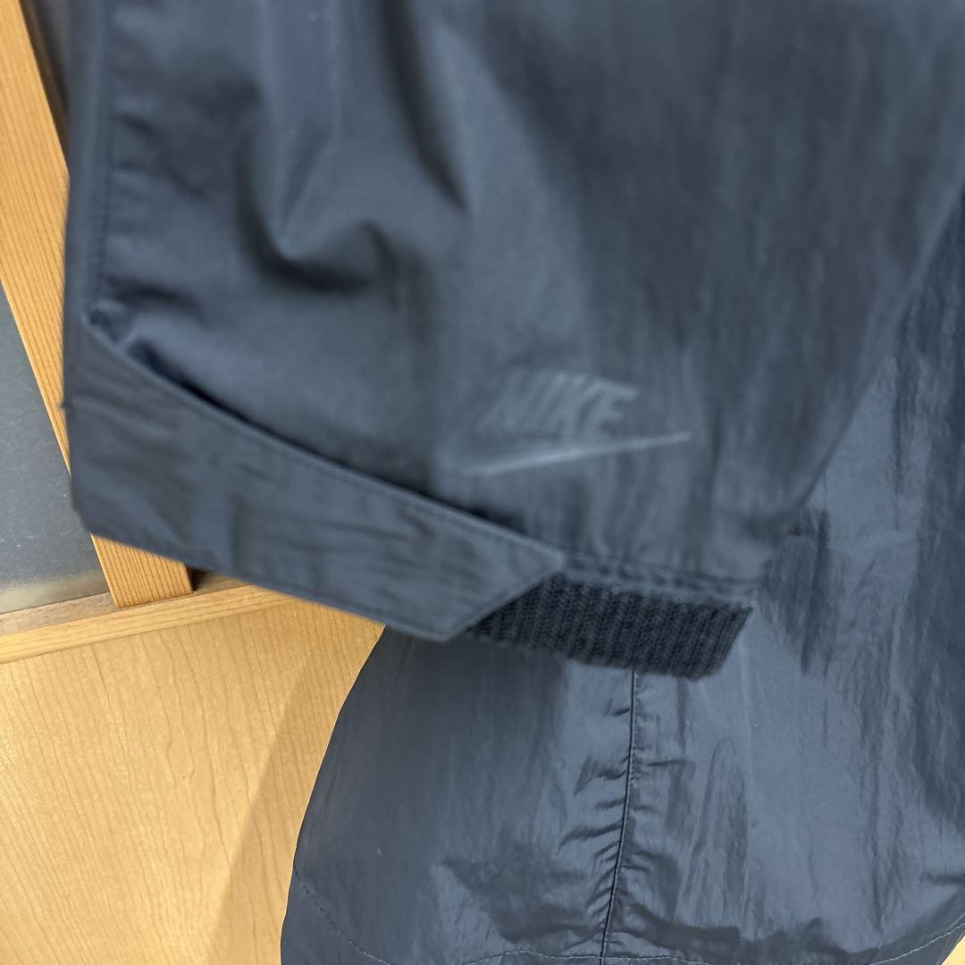 NIKE ナイロンパーカー　ナイロンジャケット　スポーツウェア　ナイキ
