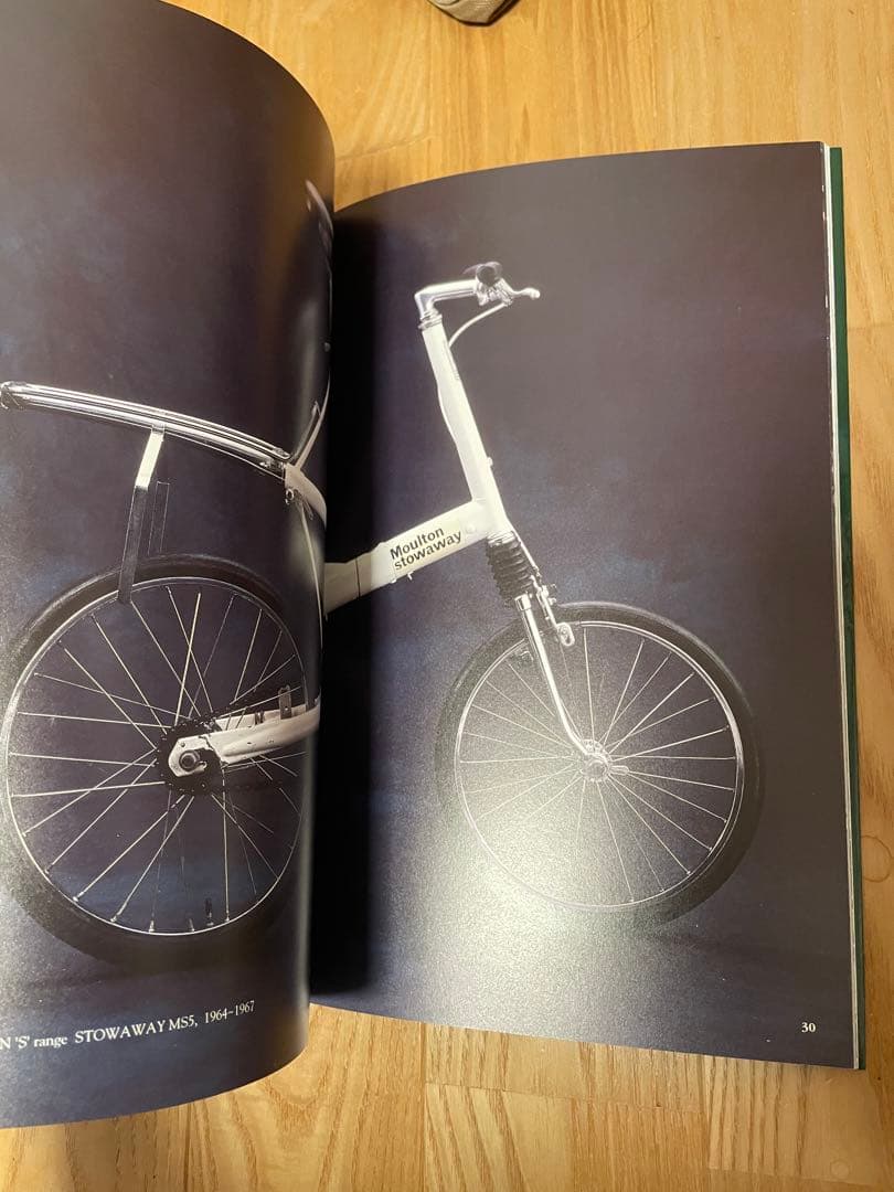 that's Moulton 魅惑の小径自転車アレックス・モールトン
