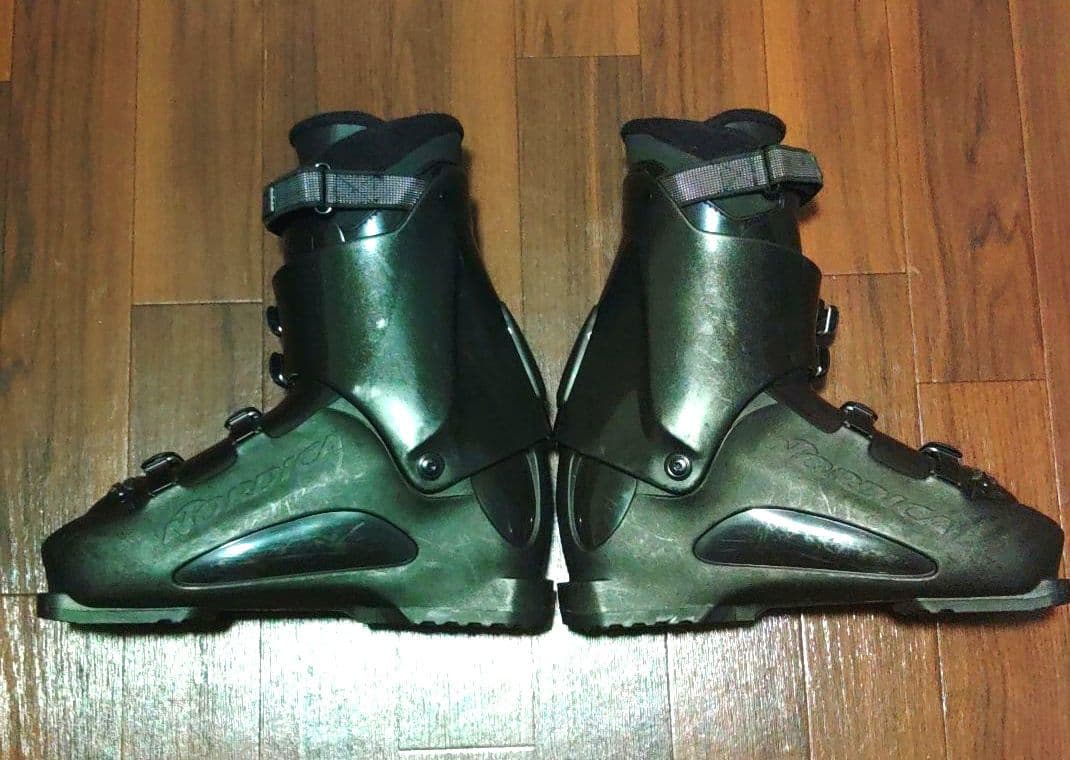 ☀NORDICA スキーブーツ T3.1 《 中古良品 》28～28.5 ㎝