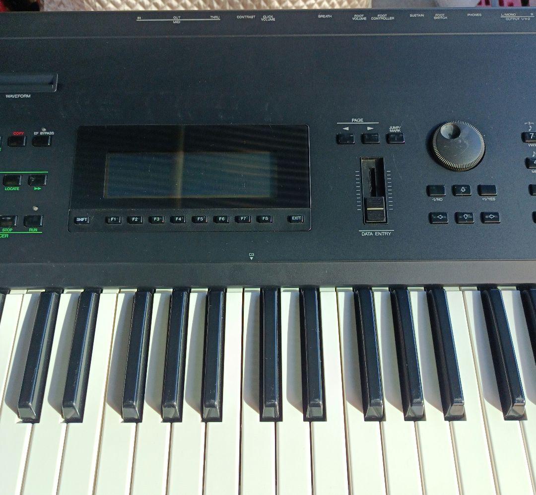 Yamaha SY77 シンセサイザー 61鍵