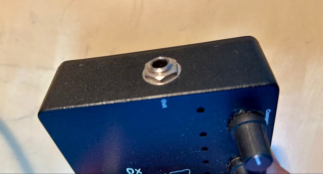 ベース Fodera x-Caliper Compressor