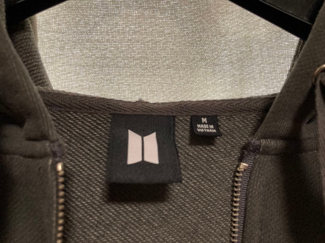 【未使用】BTS アーティストメイド　ジョングクパーカー