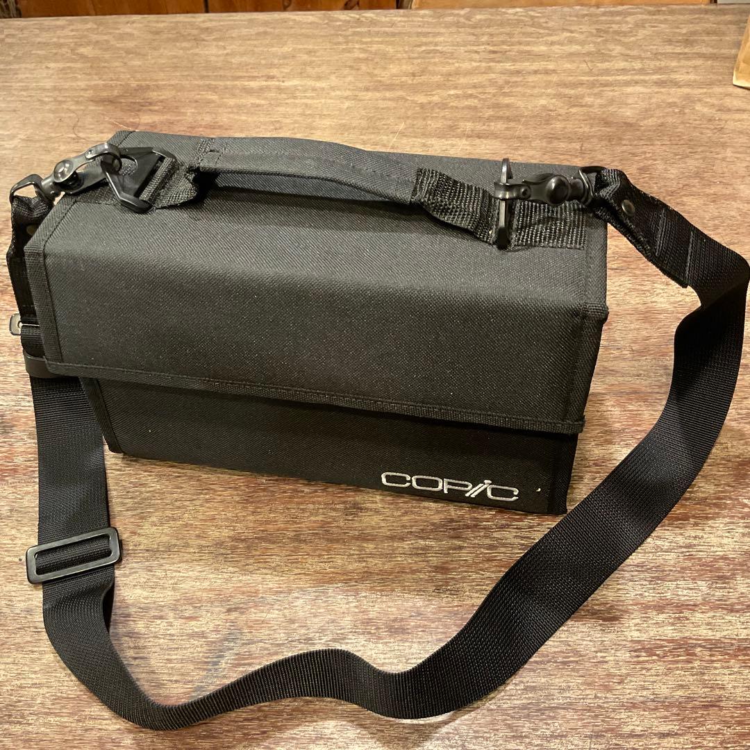 美品！Copic Sketch コピックインク43本+専用ケース 72本用