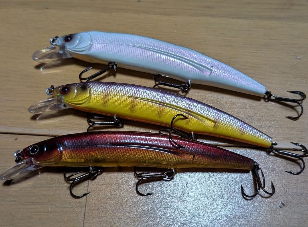 エバーグリーン　メガバス　ハイドアップなど　ミノー　シャッド　セット