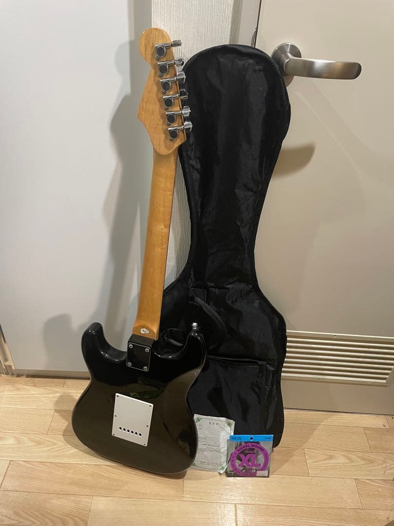 美品 Photogenic フォトジェニックストラトタイプ エレキギターおまけ付