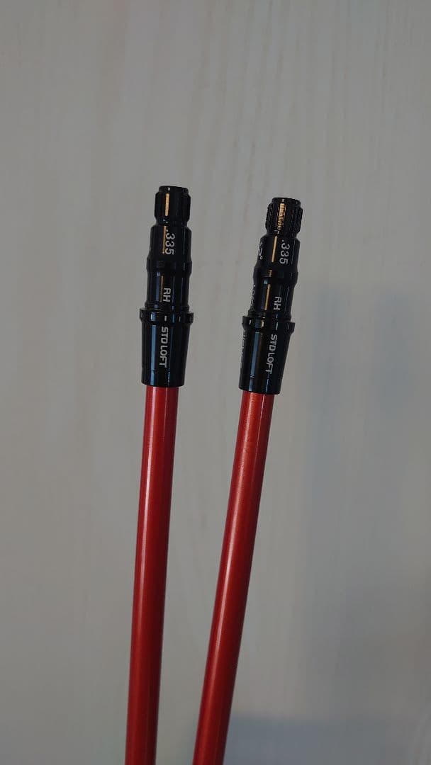 美品　DJ6S　 2本テーラーメイド最新スリーブ付き　３ｗ・５ｗ用　2本