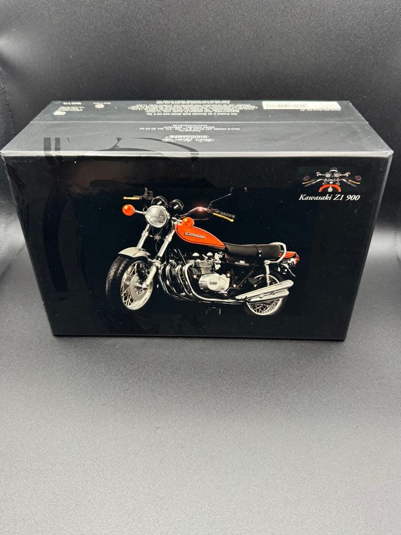 MINICHAMPS 1/12 Kawasaki Z1 900キャンディブラウン