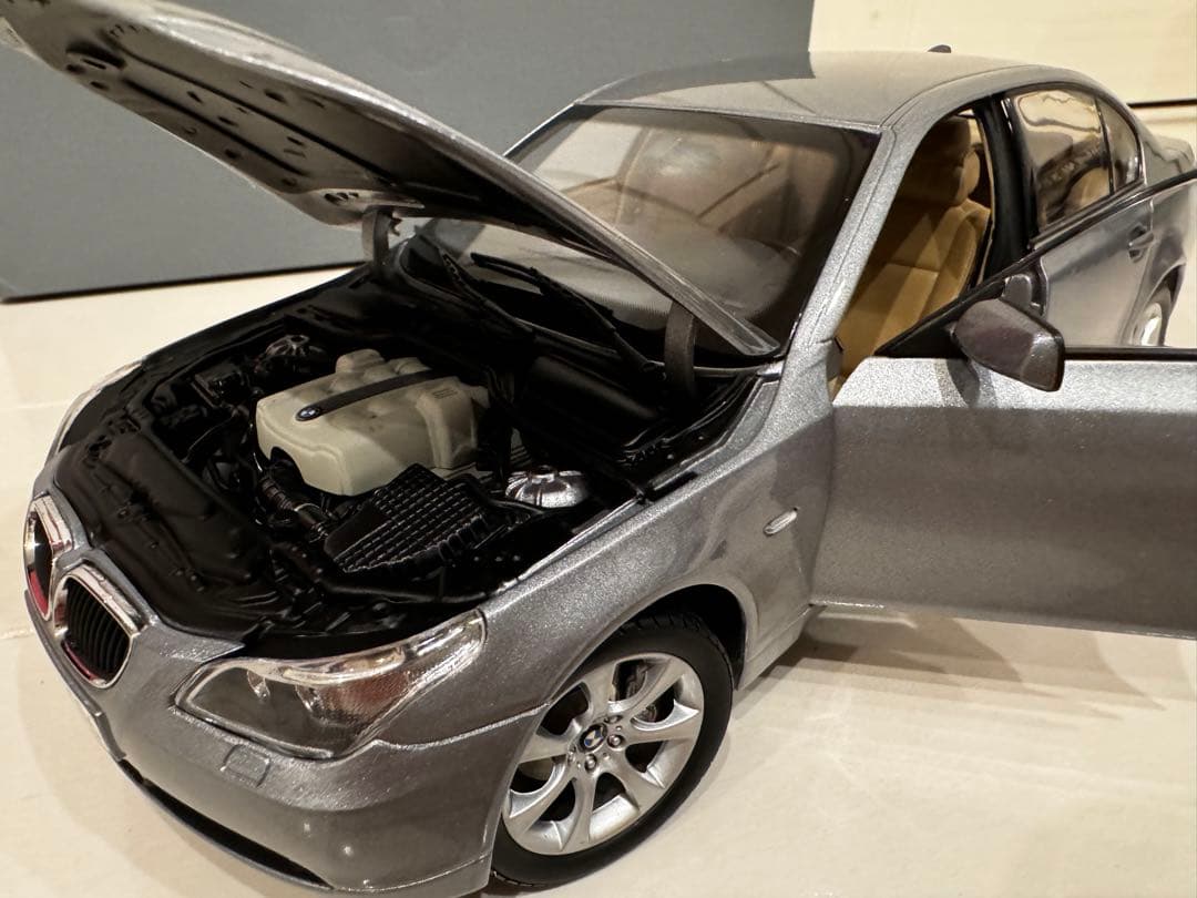  5er E60 ミニカー 京商 Kyosho ディーラー別注 18