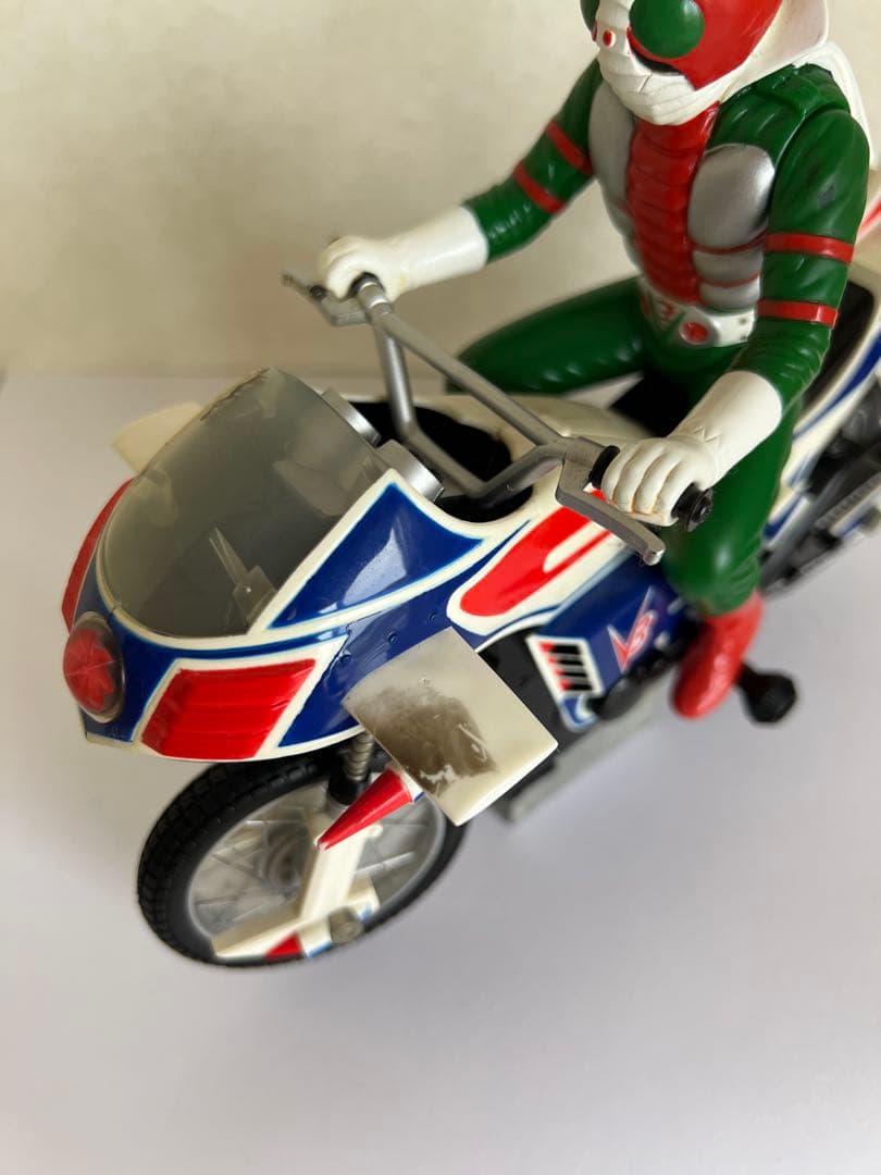 V３　フィギュア　バイク付き