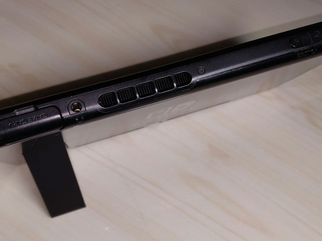 進*一様 Nintendo Switch 本体のみ(2020年製)