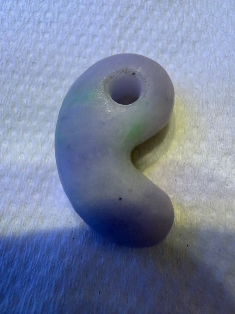 見事な素晴らしい透光性‼️糸魚川ラベンダー翡翠‼️希少‼️送料無料‼️破格出品‼️