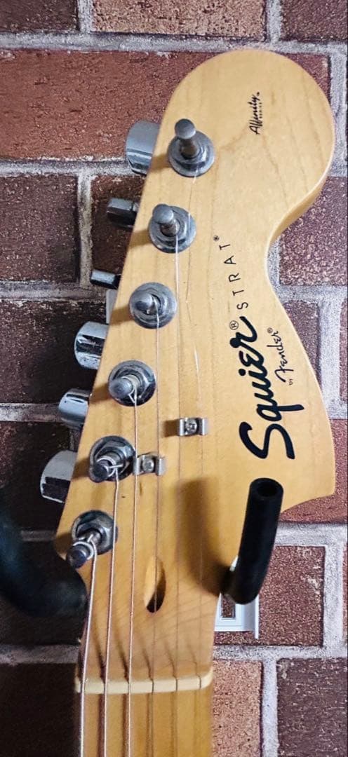 唯一無二‼︎スクワイヤー　ストラトキャスター　エレキギター