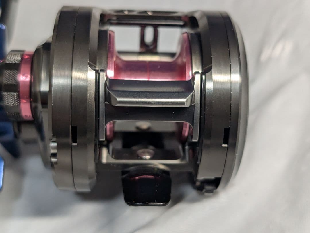 ダイワ　管 708GD 17ソルティガBJ 100PL 左ハンドル