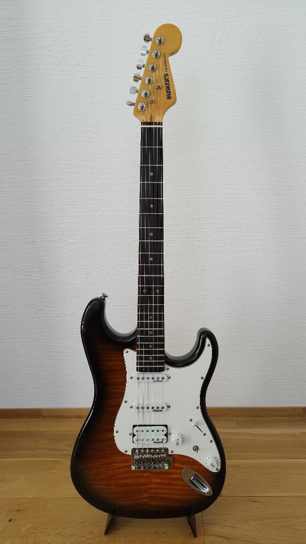 BUSKER'S BST-2H/FM 2TS ストラトキャスタータイプ