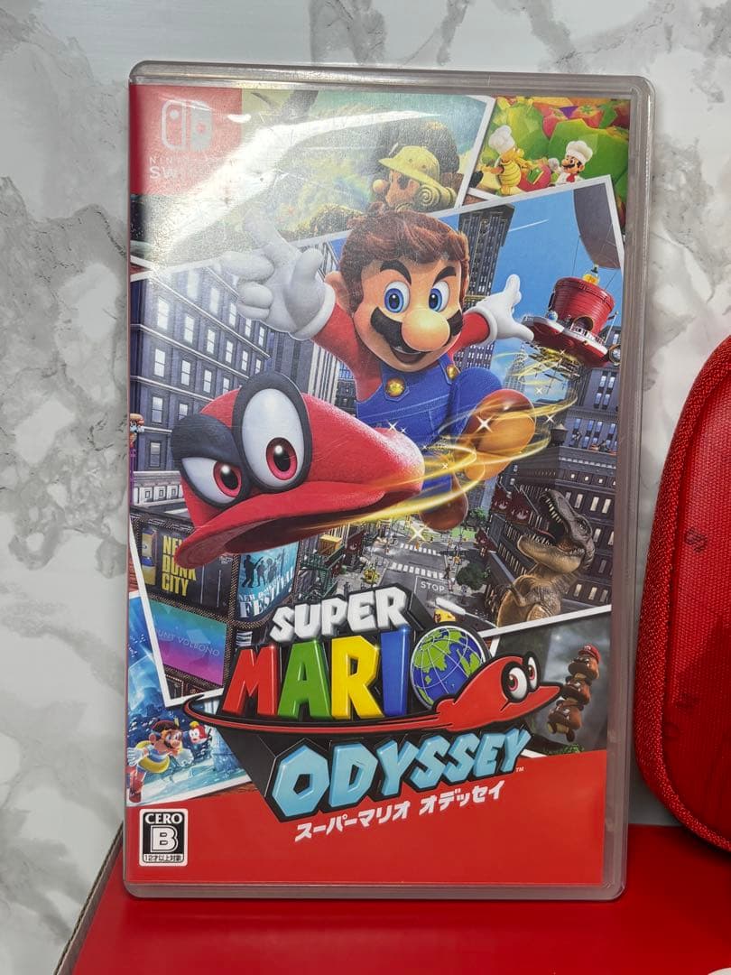 Nintendo Switch 赤 スーパーマリオ　オデッセイ　ソフト付き