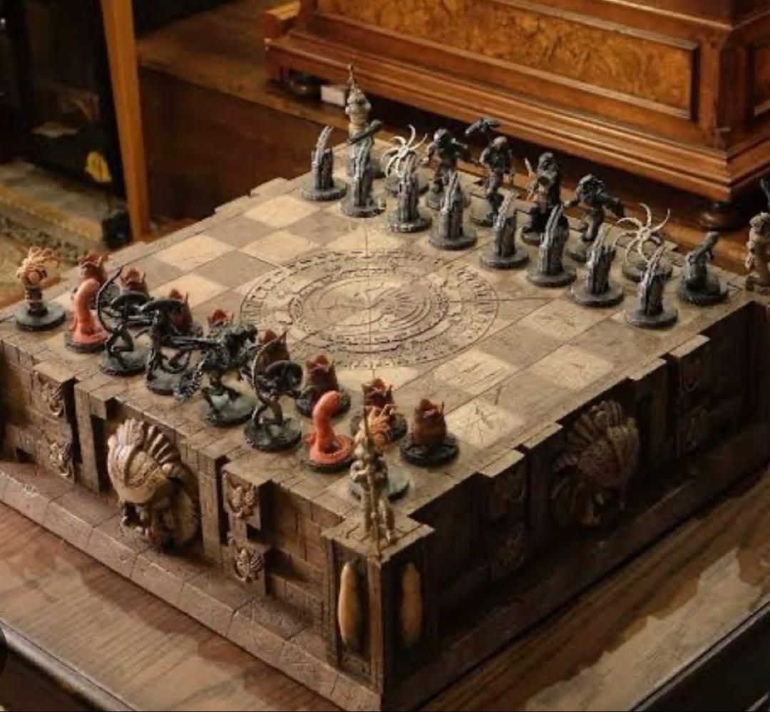 新品セール！Aliens vs Predatorエイリアンプレデター限定チェス