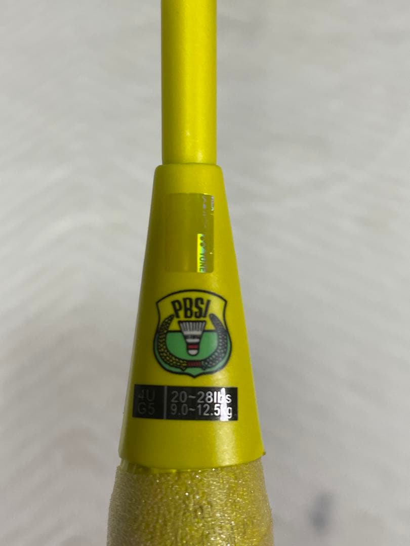 バドミントンラケット　ナノフレア1000PLAY 美品　4UG5