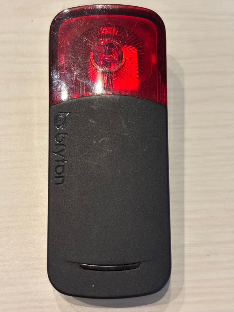 Bryton GARDIA R300Lリアビューレーダー