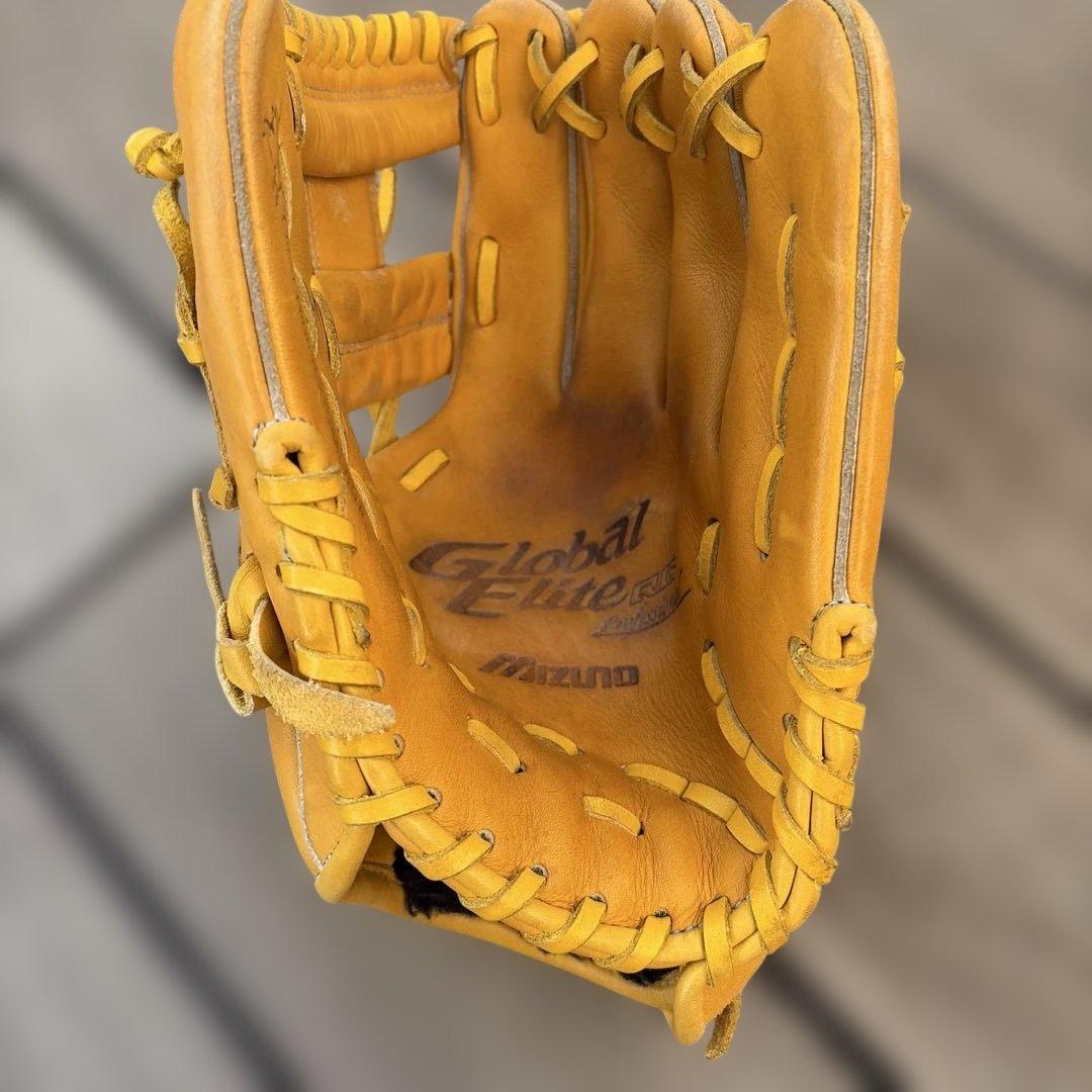 Mizuno Global Elite RG 少年軟式グローブ イエロー