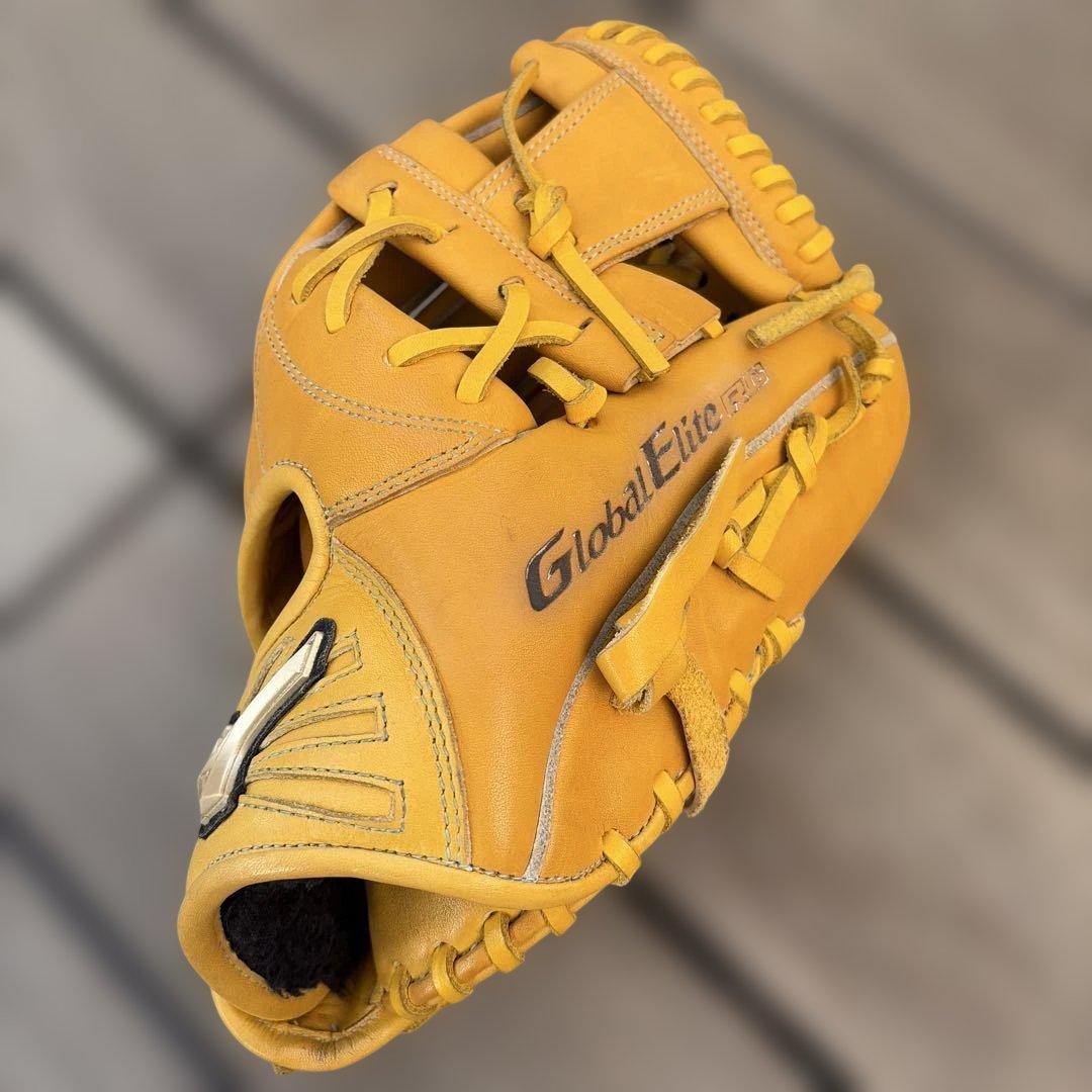 Mizuno Global Elite RG 少年軟式グローブ イエロー