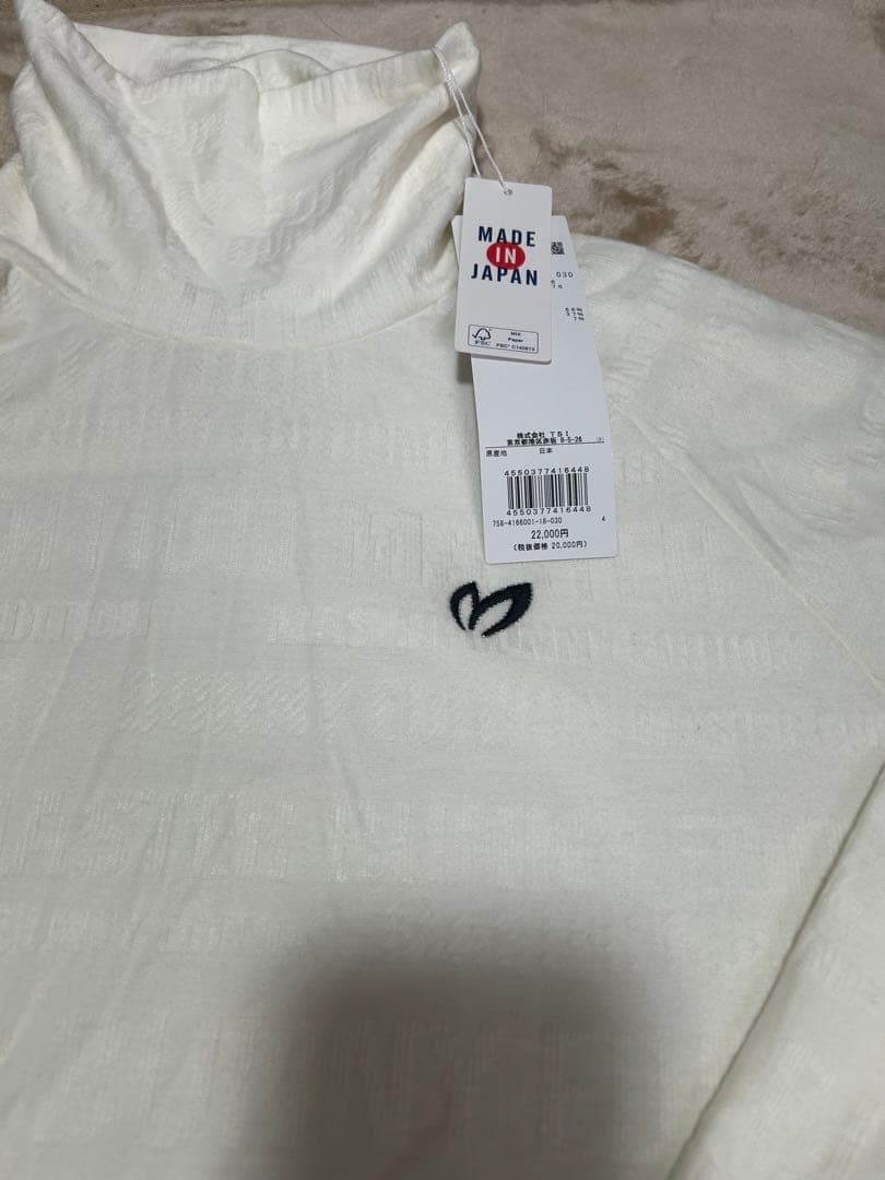 MASTER BUNNY EDITION タートルネックシャツ ホワイト