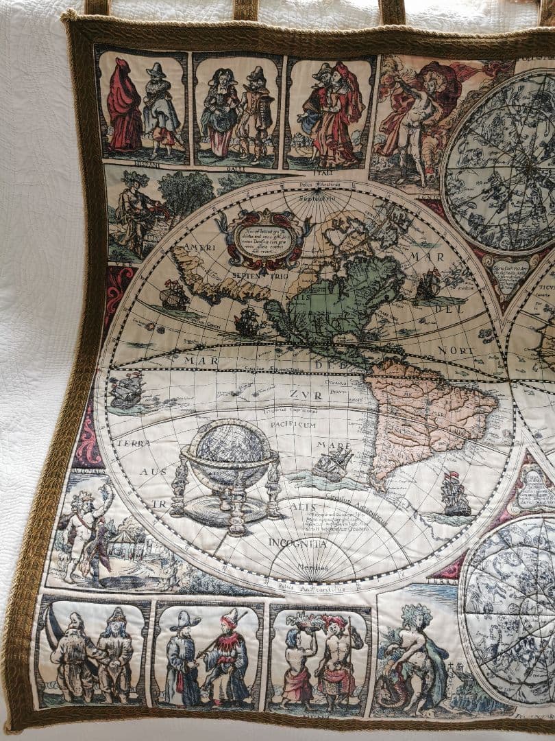 アンティークドイツ ローゼル 17世紀世界地図天体図 ブティ風キルト タペストリ