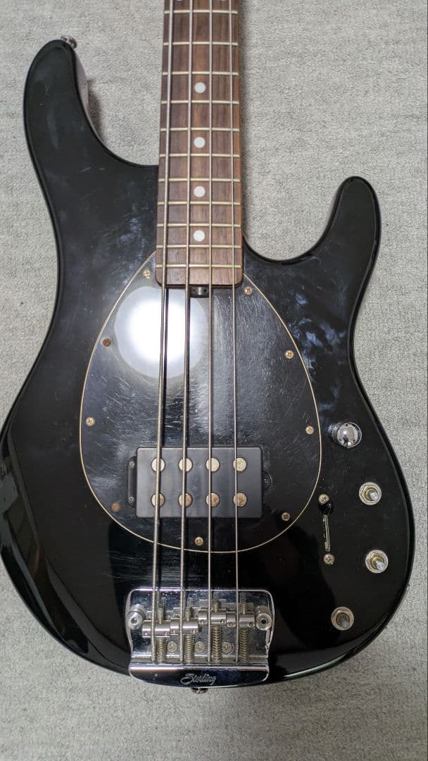 ベース Sterling by Music Man sb14