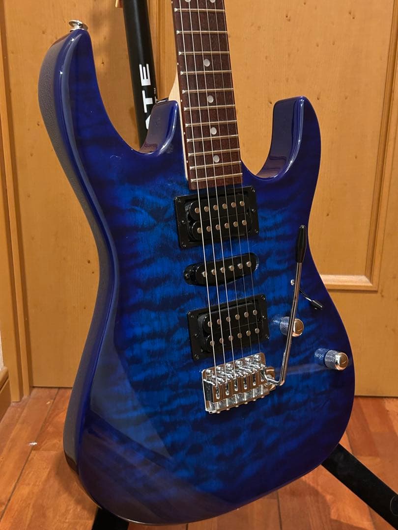 【極美品】Ibanez Gioシリーズ　　ブルー　キルトトップ　ケース付き