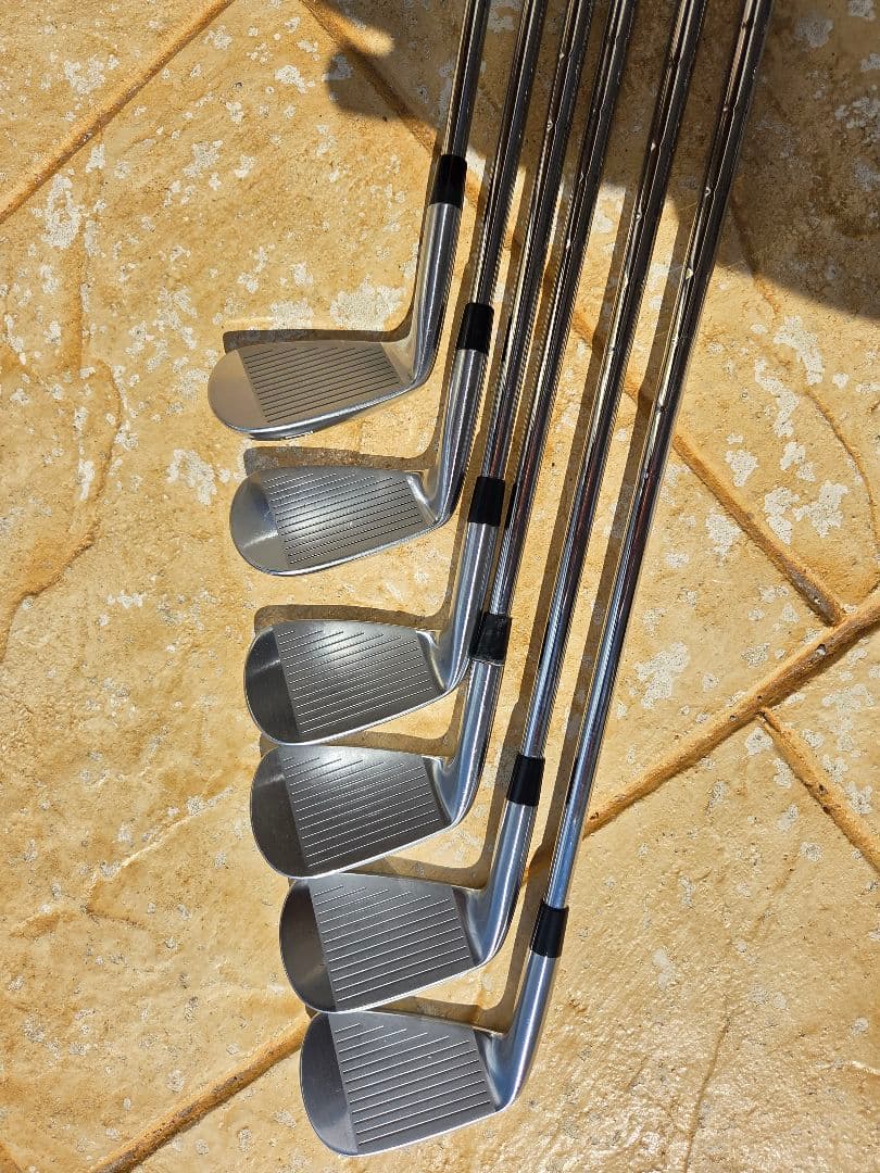 ミズノプロ　518 5-P アイアンセット　　モーダス105 X