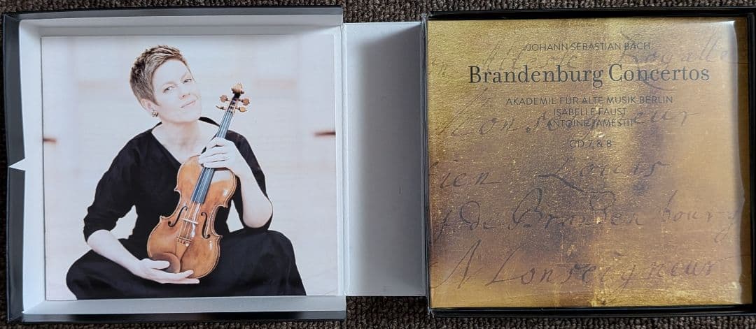 イザベル・ファウスト:プレイズ・バッハ⭐️8CD&DVD BOX