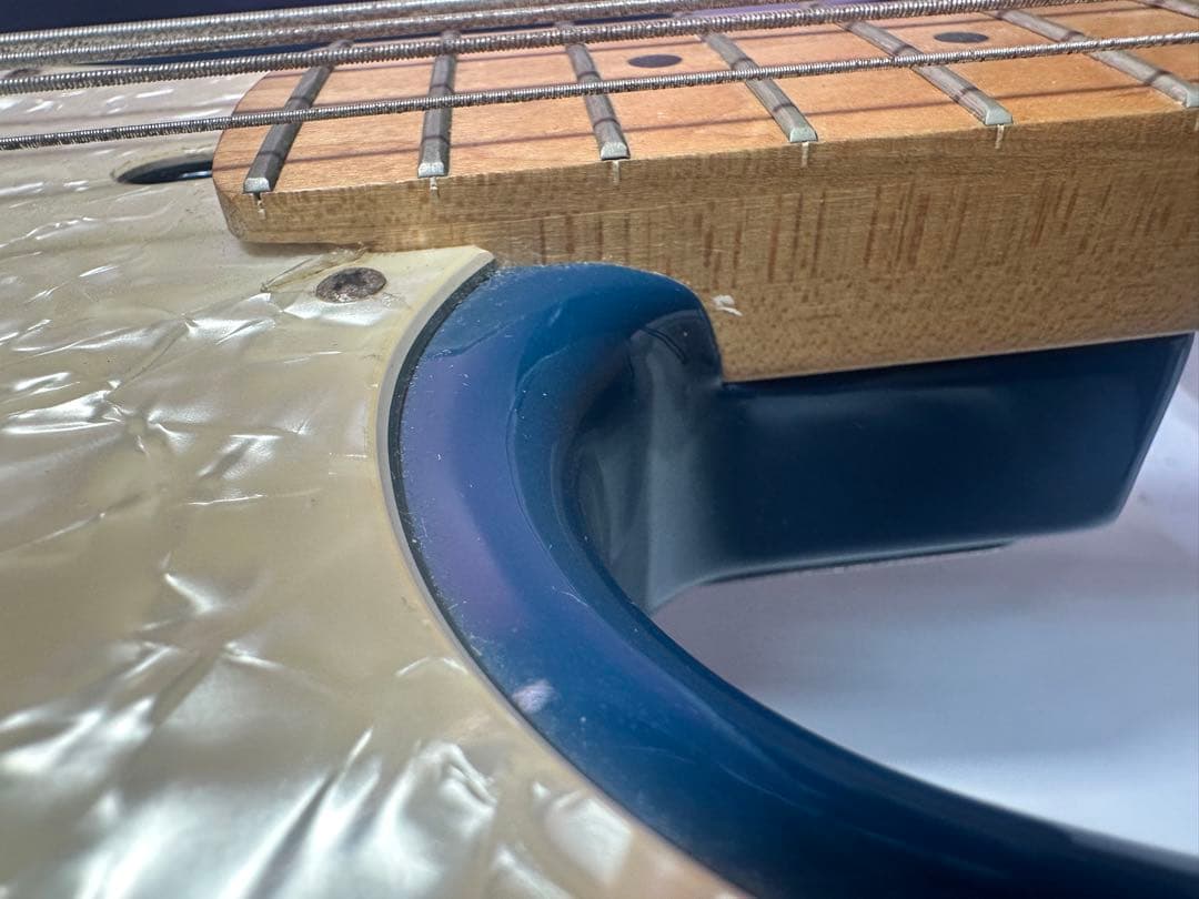 希少　ブライアンBacchus Brian エレキベース 青