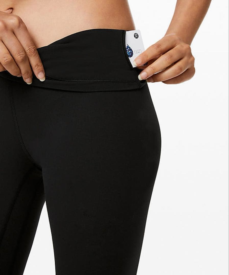 ルルレモン　新品未使用　ブラックハイウエストヨガパンツ　サイズ6