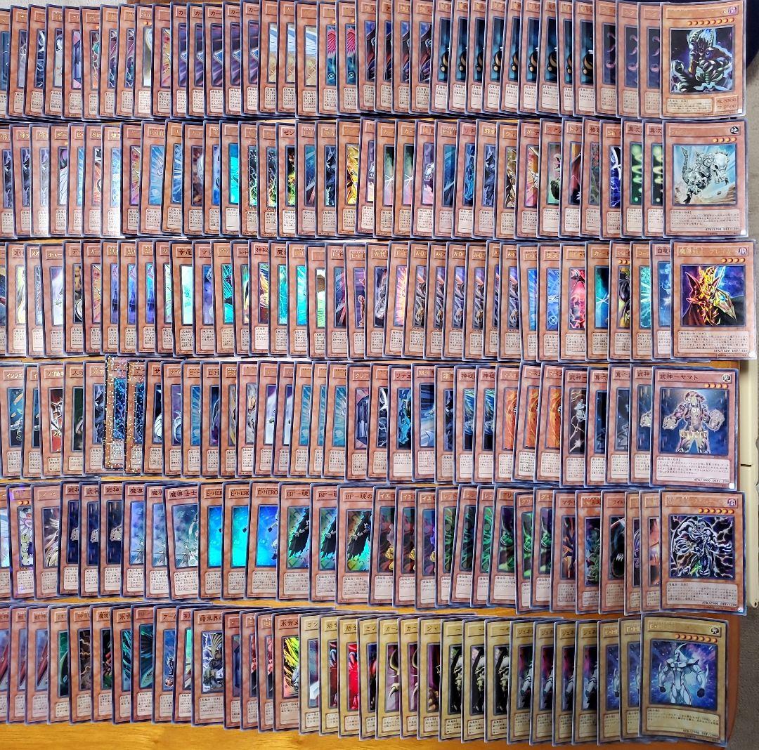 遊戯王　スーパーレア以上まとめ売り　850枚セット　再録版無し　廃盤選別　断捨離