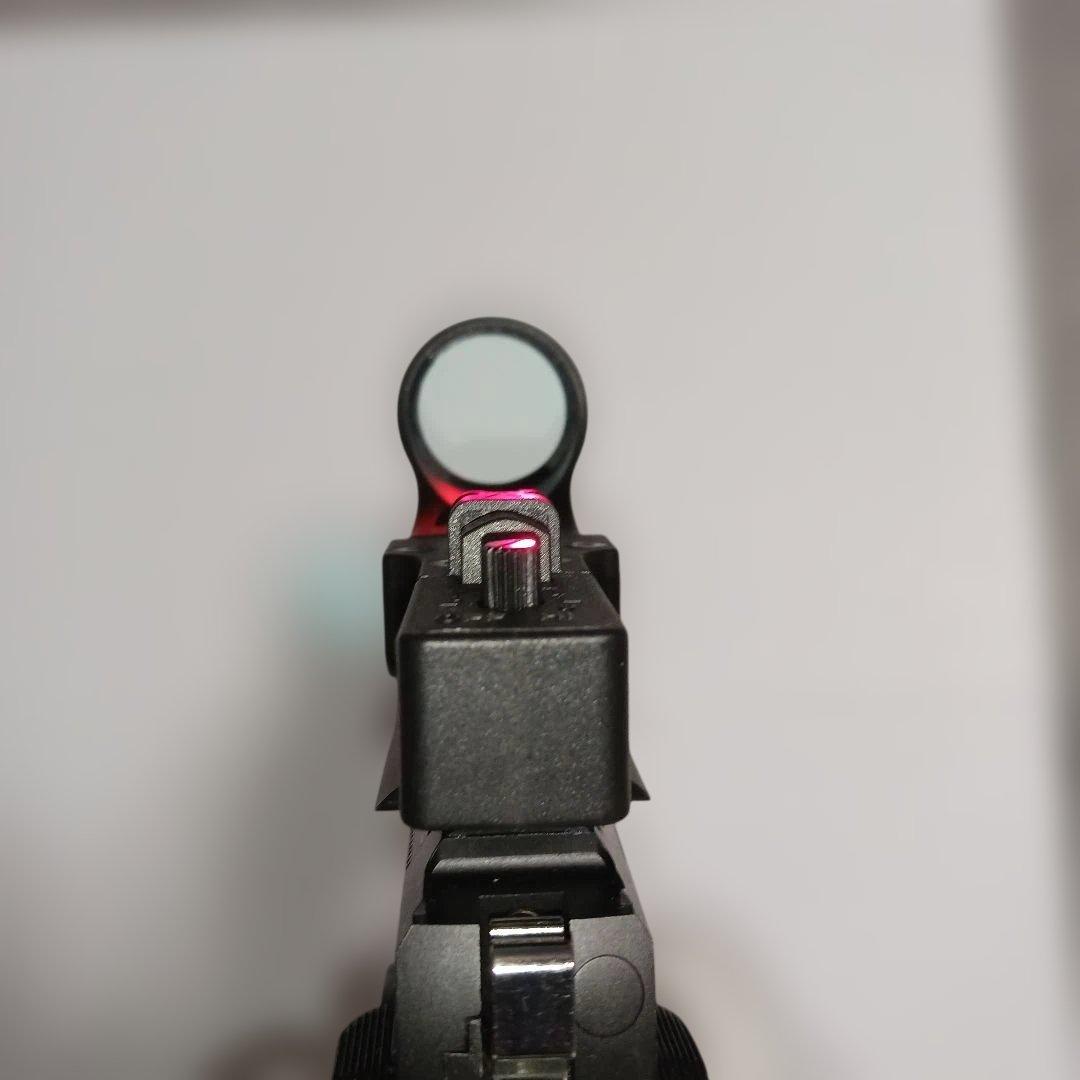 ガスガン東京マルイHi-CAPA 5.1とC-moreドットサイトのセットお得