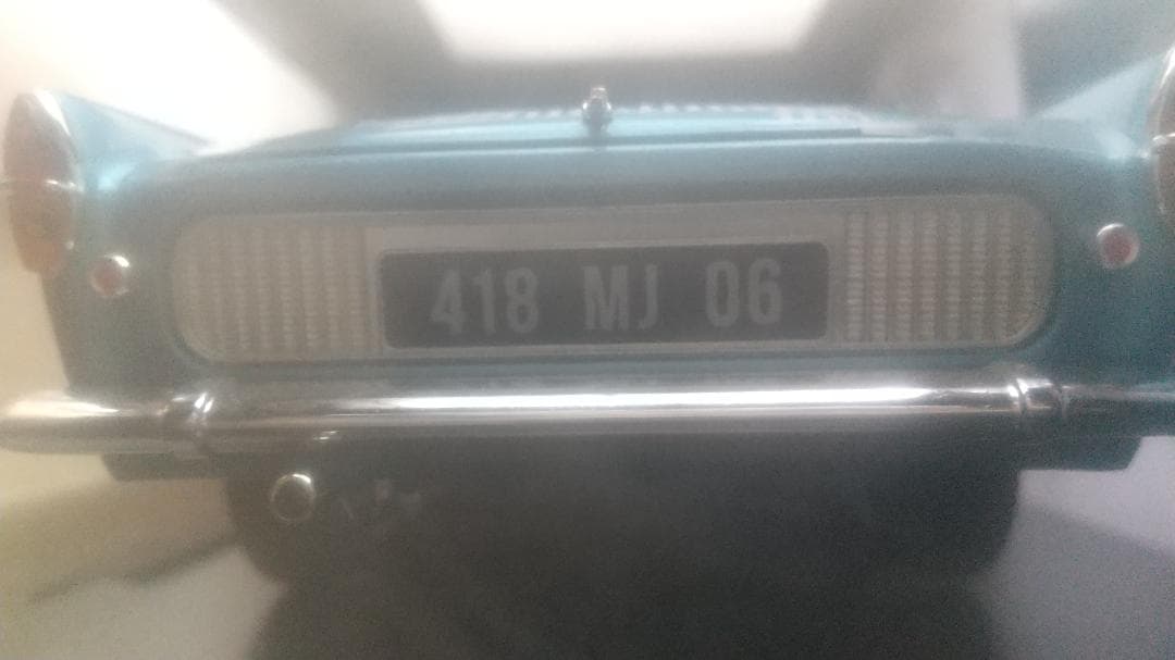 NOREV 1/18 Renault Caravelle 1964 ミニカー