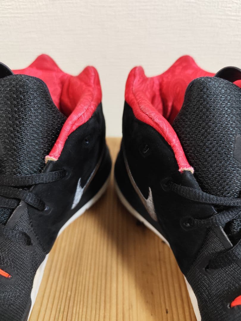 Nike Kyrie 4 ナイキ カイリー4　27.5cm　カイリー・アービング