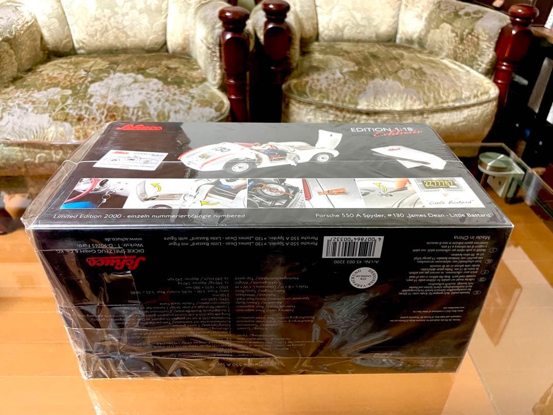 価格変更1/18 シュコー ポルシェ550Spyder ジェームスディーン限定品