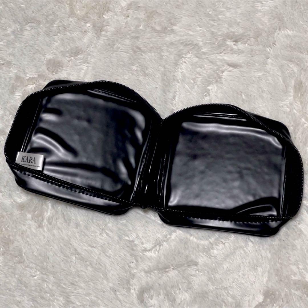 KARA REVOLUTION スクエアポーチ
