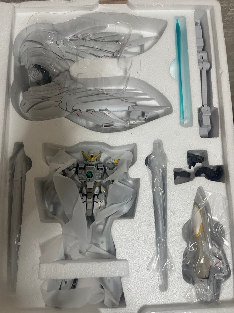 L COMPOSITE ウイングガンダムスノーホワイトプレリュード