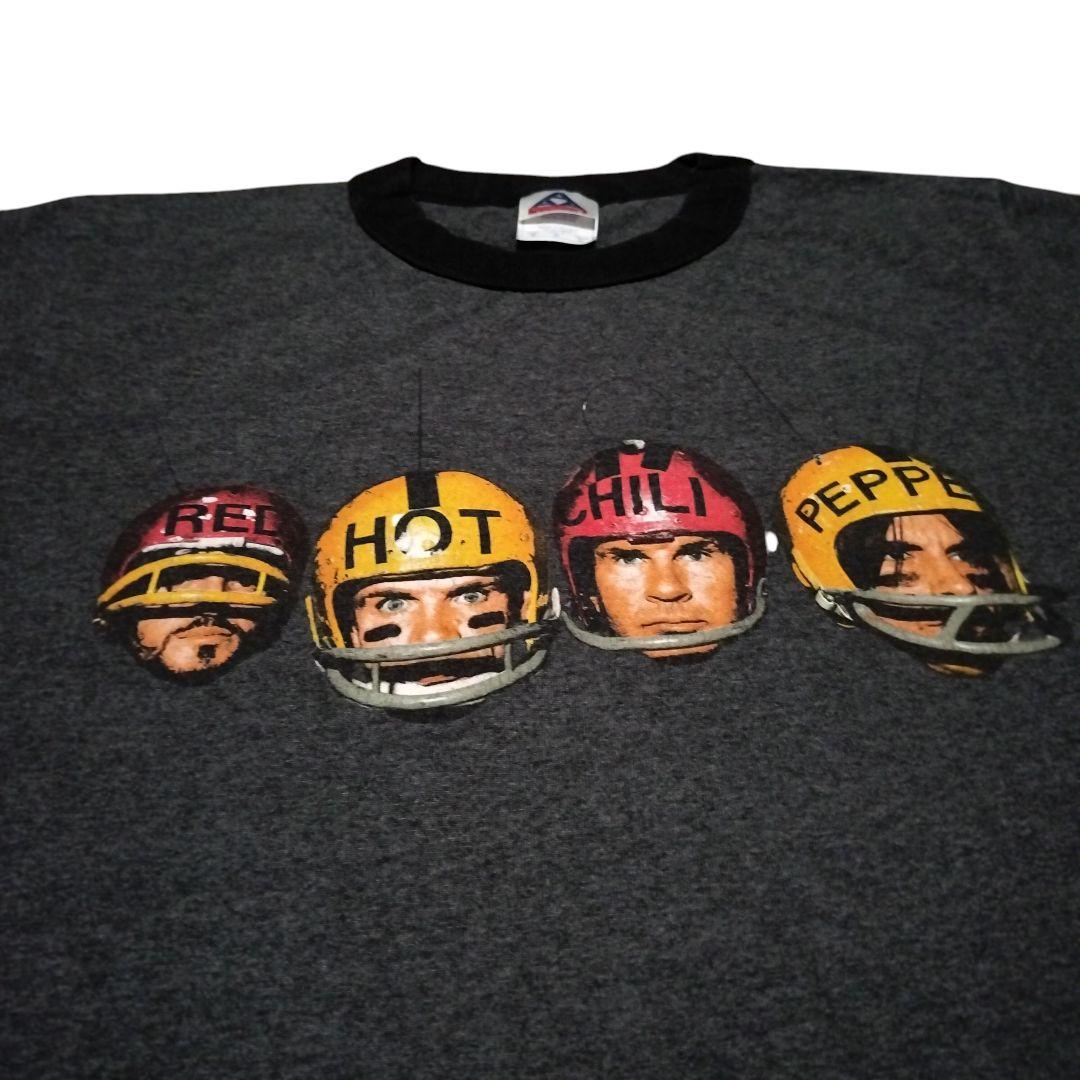 ② レッド・ホット・チリ・ペッパーズ STADIUM ARCADIUM Tシャツ
